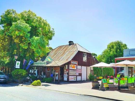 Hahndorf German Village