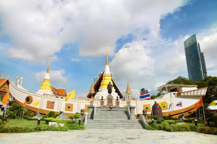 Các khách sạn gần Dragon Boat Temple