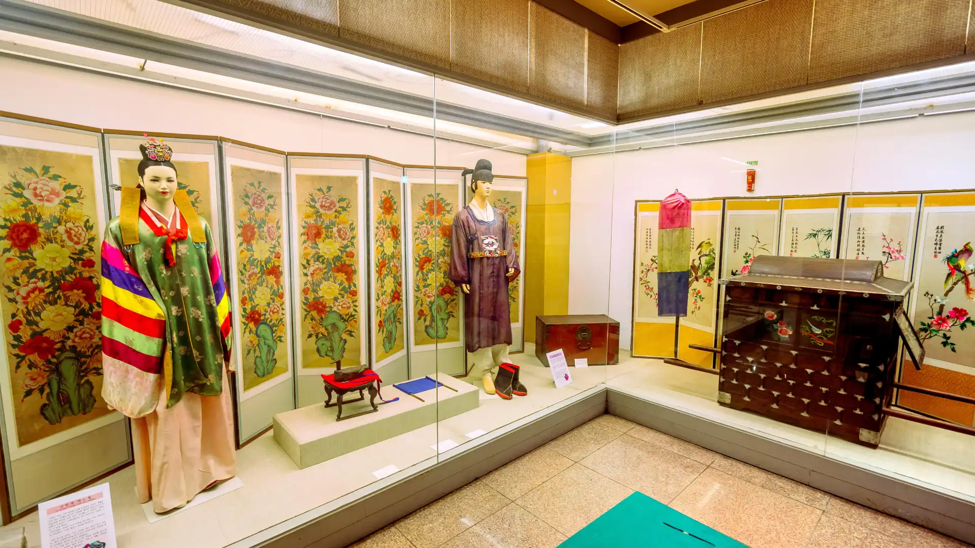 釜山博物館周辺のホテル