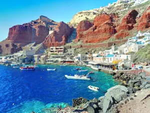 Ammoudi Bay
