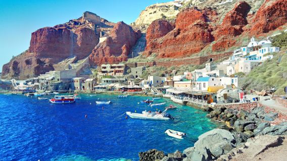 Ammoudi Bay