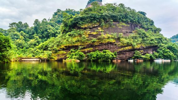 Xianglong Lake