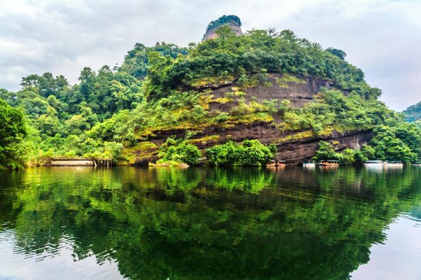 Xianglong Lake