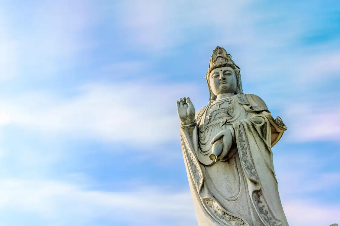 Hotels near Zhengjue Ancient Temple