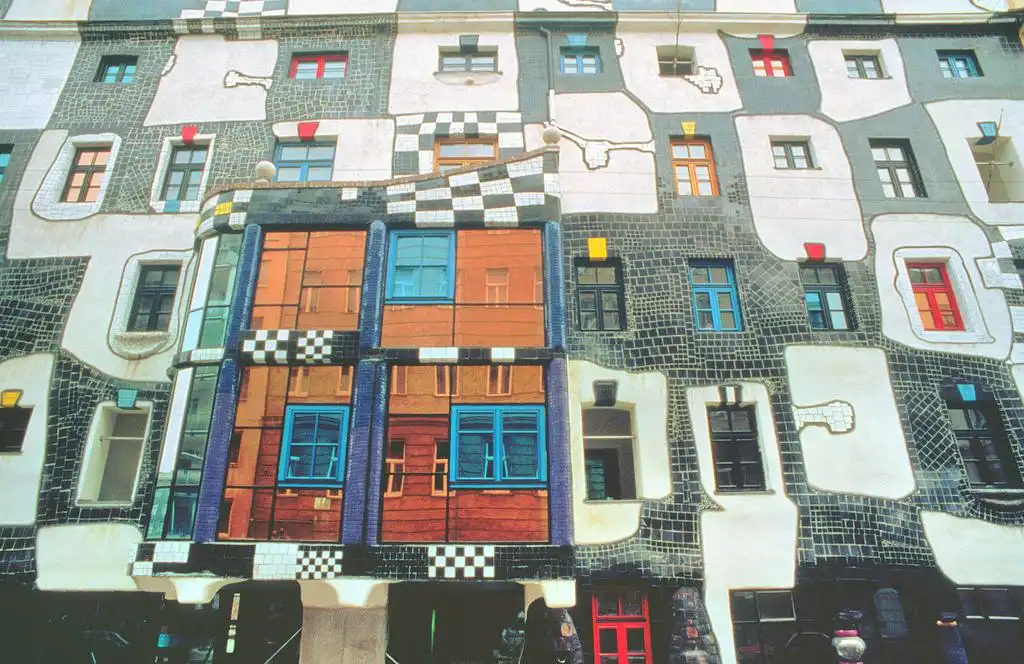Hotels near Museum Hundertwasser