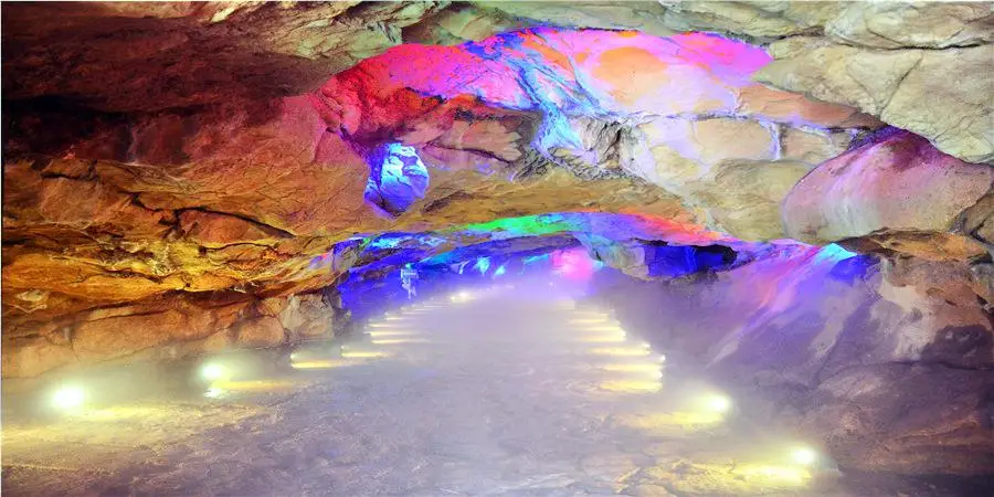 Jiushan Cave