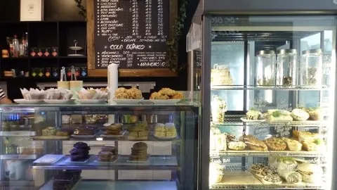 Shortblack Cafe in 오아마루