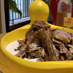 百万卤鹅重庆菜馆·家宴旗舰店(动物园店) User Photo