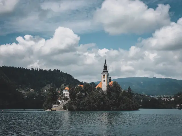 斯洛文尼亞 | 布萊德湖| 憂鬱而又孤獨的童話聖地