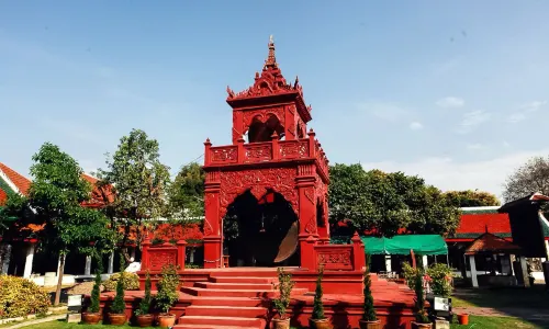 Wat Phra That Haripunchai Woramahawihan