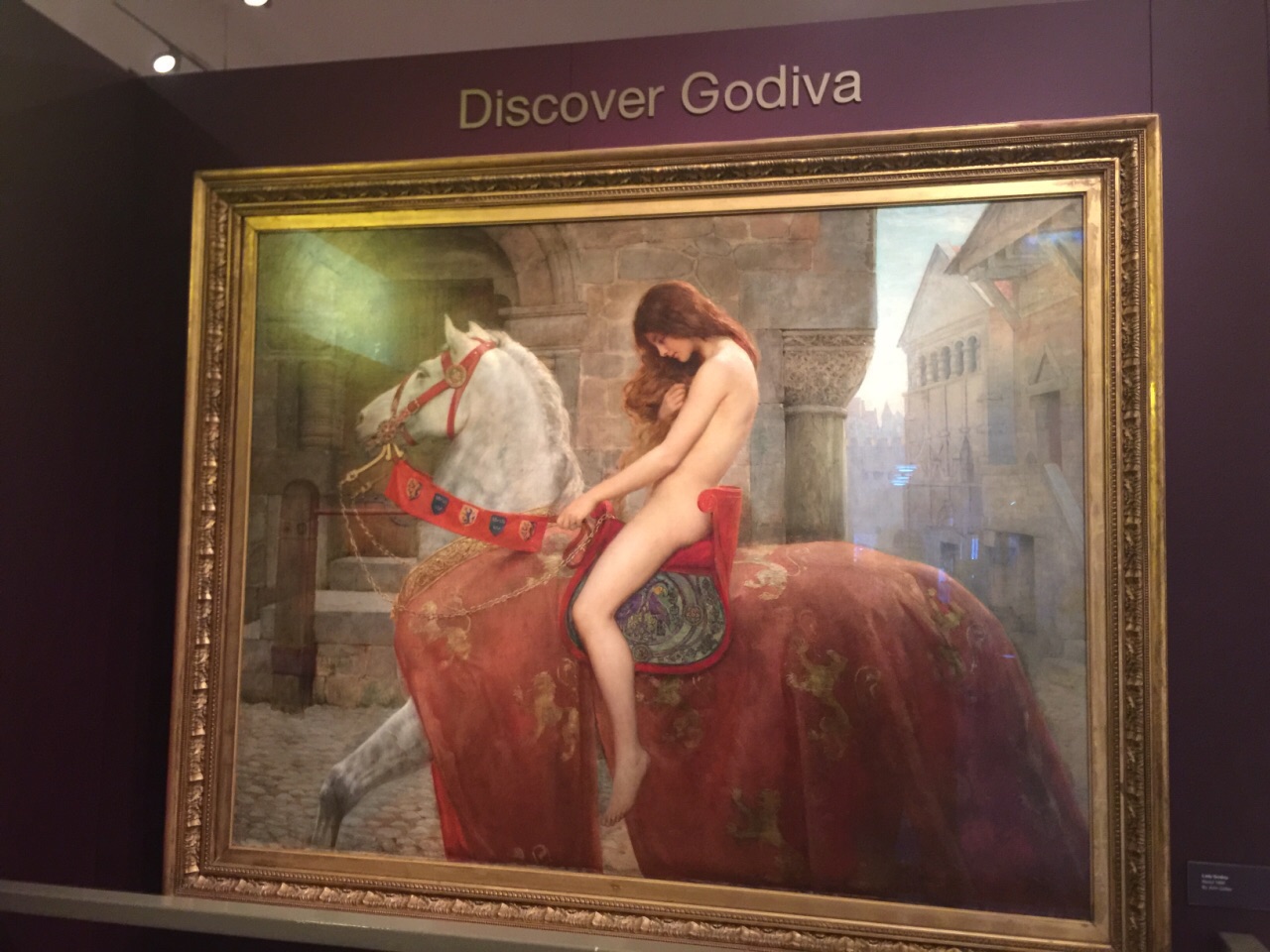 コベントリー Lady Godiva Statue 評判 案内 トリップドットコム