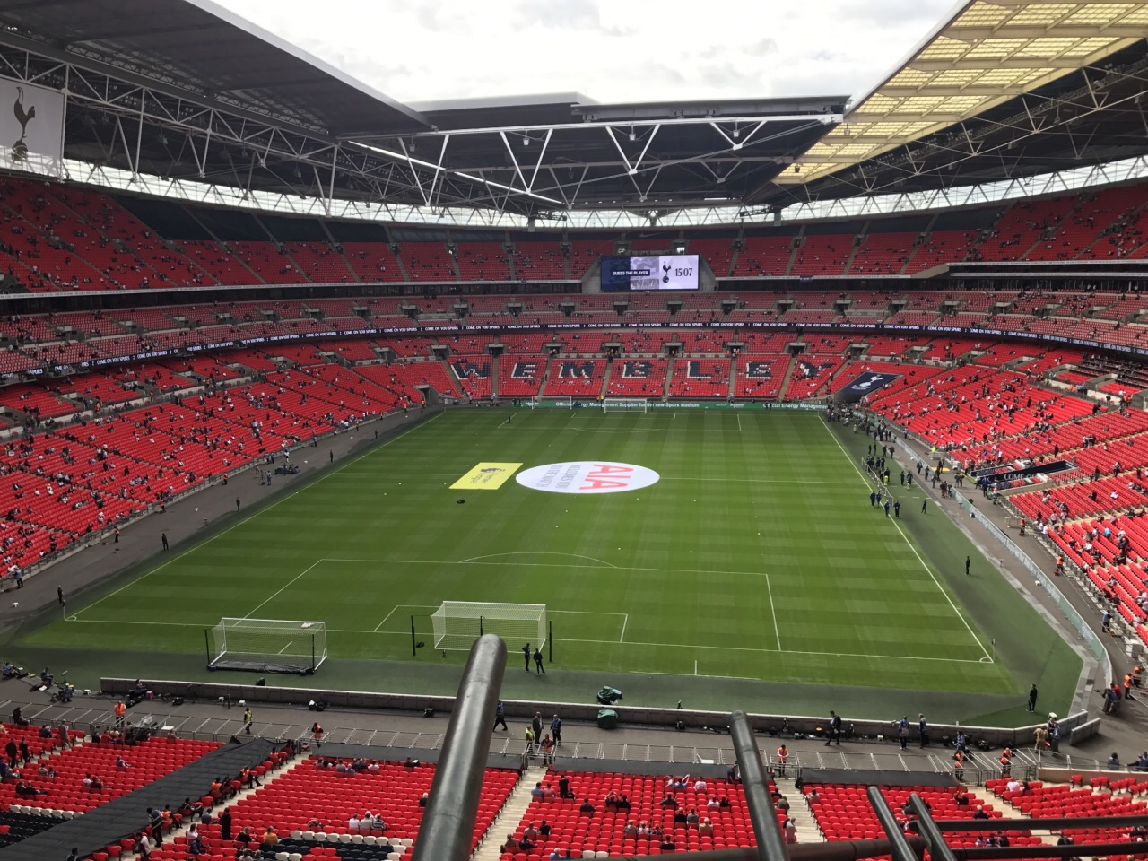 ロンドン ウェンブリー スタジアム 評判 案内 トリップドットコム