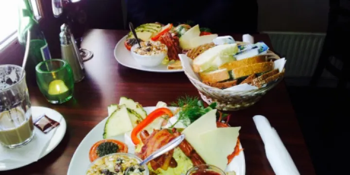 Mauritz - The Burger Café