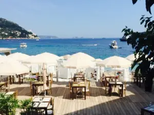 Banje Beach Restaurant Lounge & Club