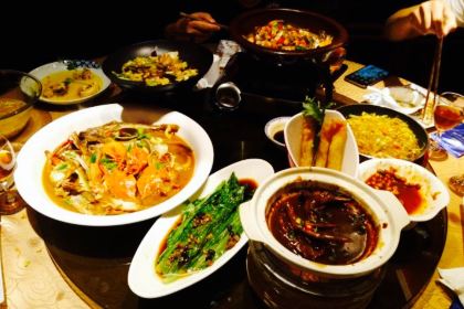 大方传统菜(武康德蓝广场店)