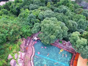 Buermen Yexi Hot Spring