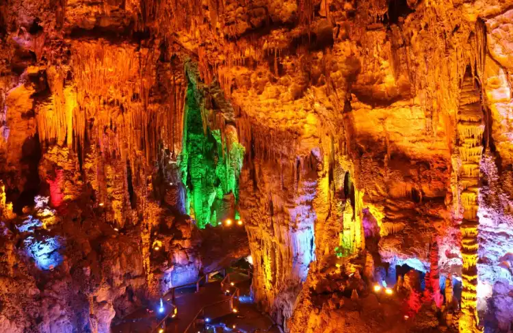 Hotels in Tongjiang