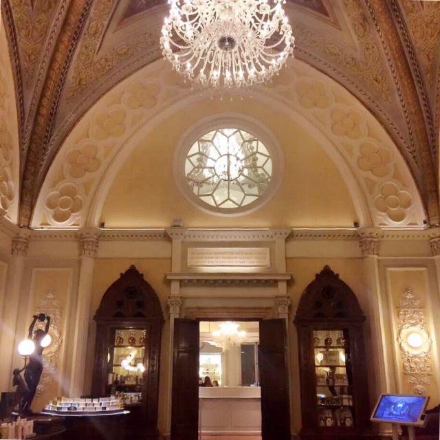 Officina Profumo Farmaceutica di Santa Maria Novella S. P. A.