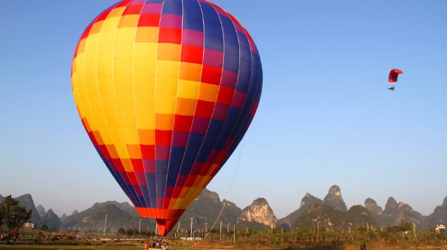 【陽朔飛行體驗】廣西桂林陽朔燕莎航空基地/動力傘體驗/熱氣球體驗（可體驗自由飛/繫留飛）