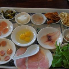 火烧房子菊花米线(兴盛路店) User Photo