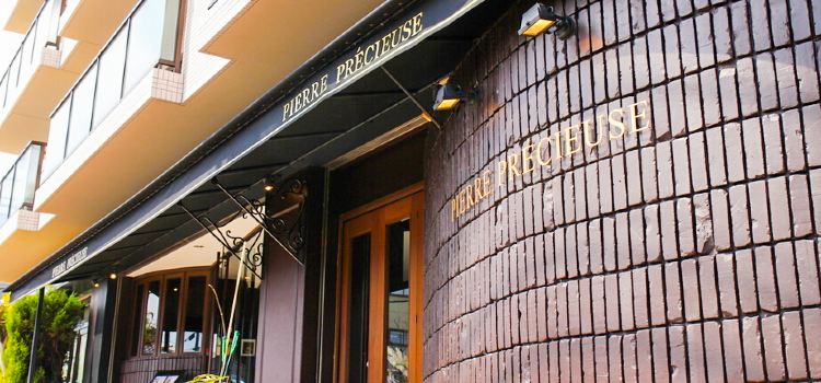 Pierre Precieuse Cakes and Cafe