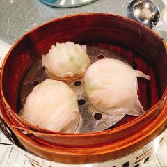 LUNG KING HEEN User Photo