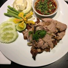 Mai Thai Cuisine User Photo