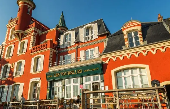 託萊斯餐廳酒店