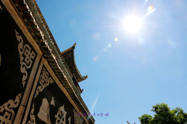 貢巴寺