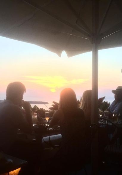 Kastro Oia Restaurant