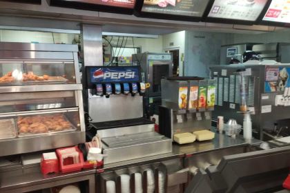 肯德基（蘭陵店）