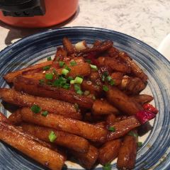 宜品川·川菜(cbd中央大街店) User Photo