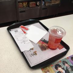 麦当劳甜品站(唐百站) User Photo