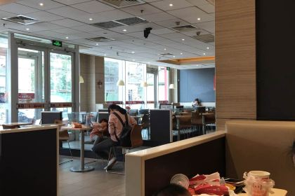 肯德基(前进店)