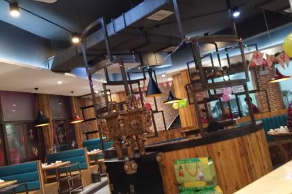 丽清大别山鹅火锅(翡翠路店)