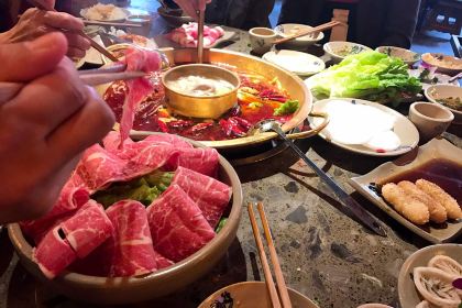 小龙坎火锅(仓山万达店)