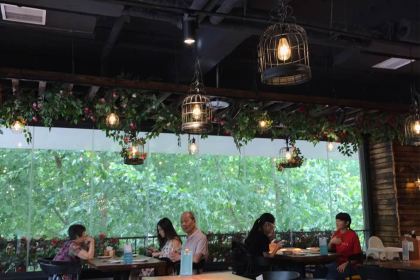 Wubianjieronghe Restaurant (jianwen)