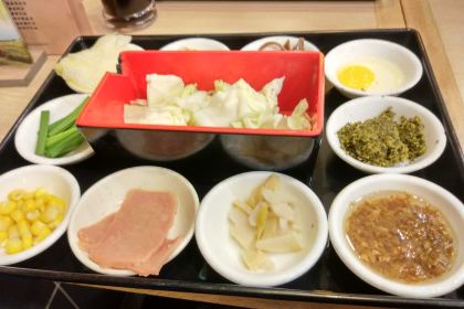 Yuanzhiyuanweiguoqiao Rice Noodles (xinshiji)