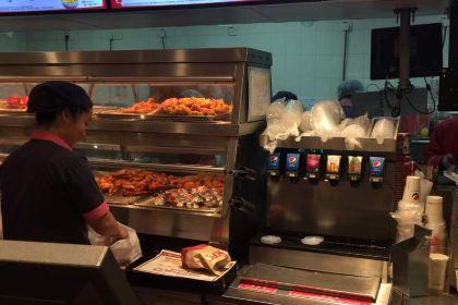 肯德基(洪湖宏伟路店)