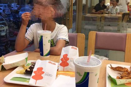 德克士(枣庄贵城店)