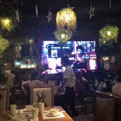 Hutaoliyinyue Bar (linyi) User Photo