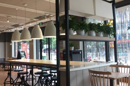 肯德基(万利店)