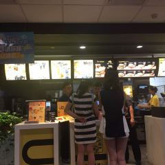 McDonald's (xianyangwangfujing'aotelaisi) User Photo