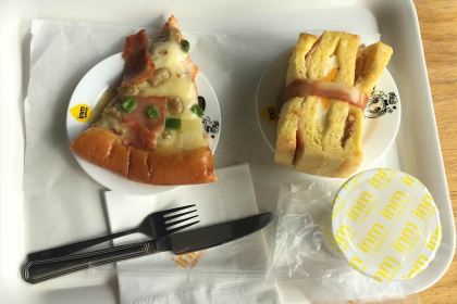 一鸣真鲜奶吧(长治路店)