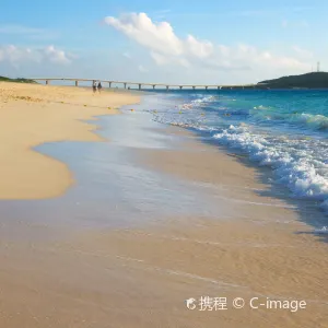 與那霸前濱海灘