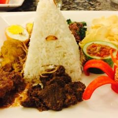 Sun Cafe User Photo