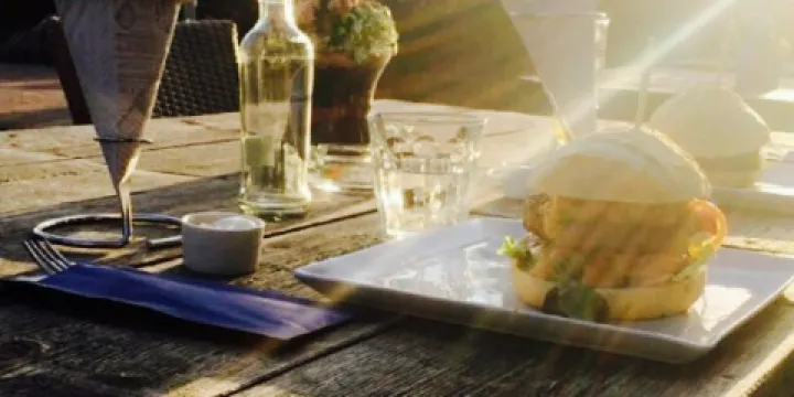 Pannenkoeken restaurant bij de plas