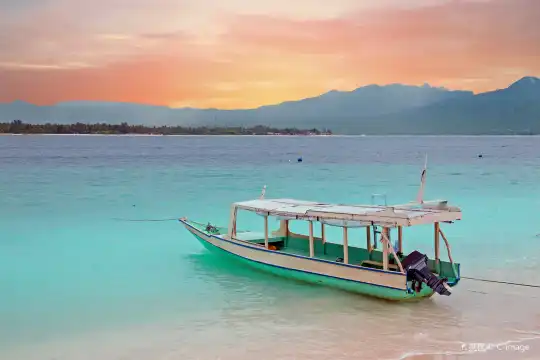 Hotels near Gili Meno island