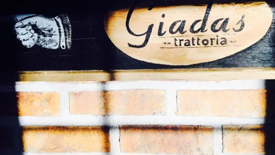 Giadas Trattoria