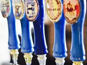 The Beehive Pub & Grill